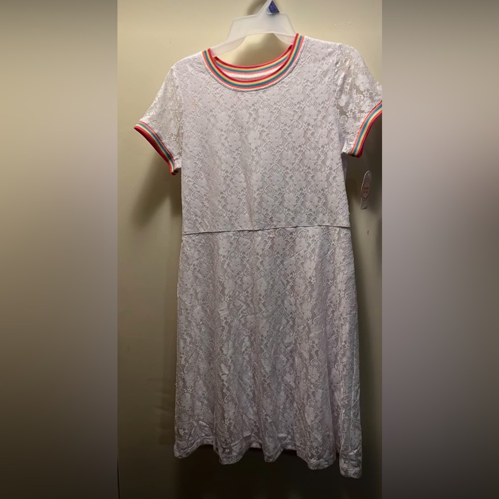 🌸 Lace Dress NWT 🌸 (free with purchase)